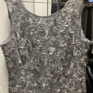 Super cute shirt!! Worn once!